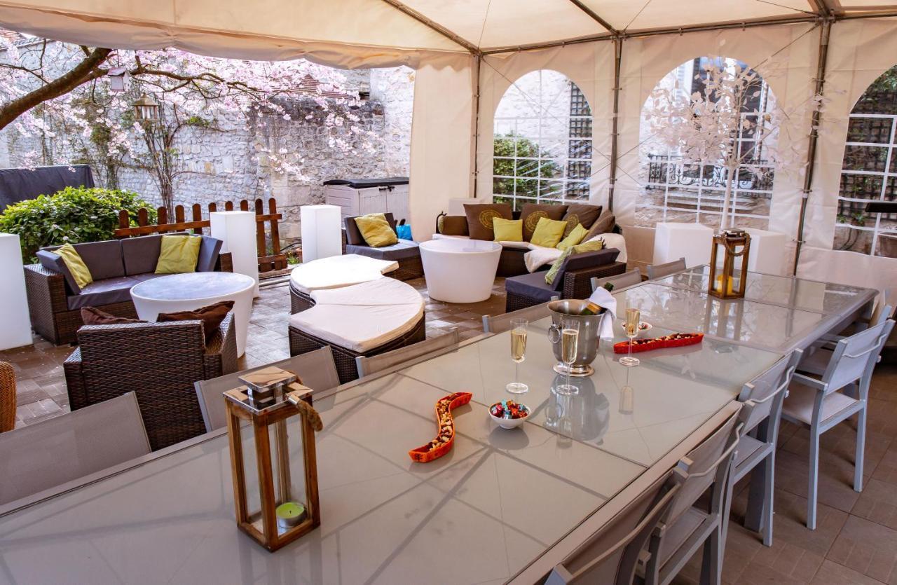 Bed and Breakfast L'Ame Des Hospitaliers Courteuil Екстер'єр фото