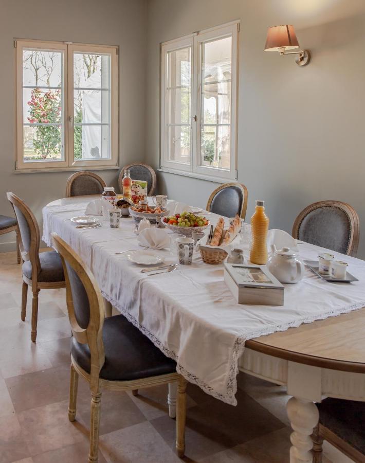 Bed and Breakfast L'Ame Des Hospitaliers Courteuil Екстер'єр фото