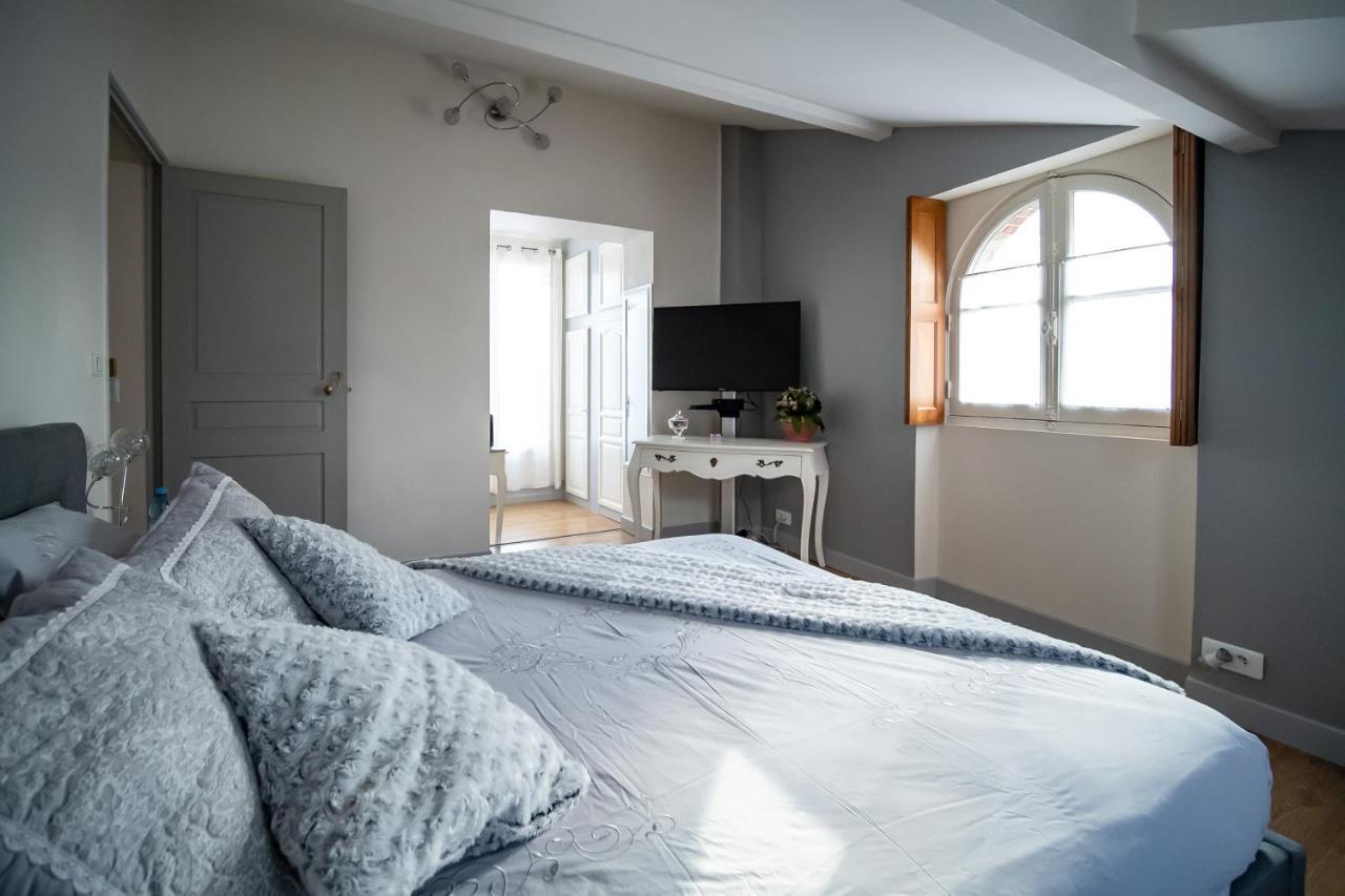 Bed and Breakfast L'Ame Des Hospitaliers Courteuil Екстер'єр фото