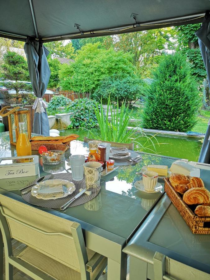 Bed and Breakfast L'Ame Des Hospitaliers Courteuil Екстер'єр фото
